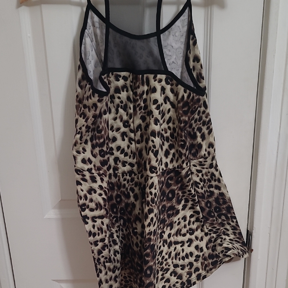 Dots Leopard Print Peplum Mesh Razor Back Top - Picture 3 of 5